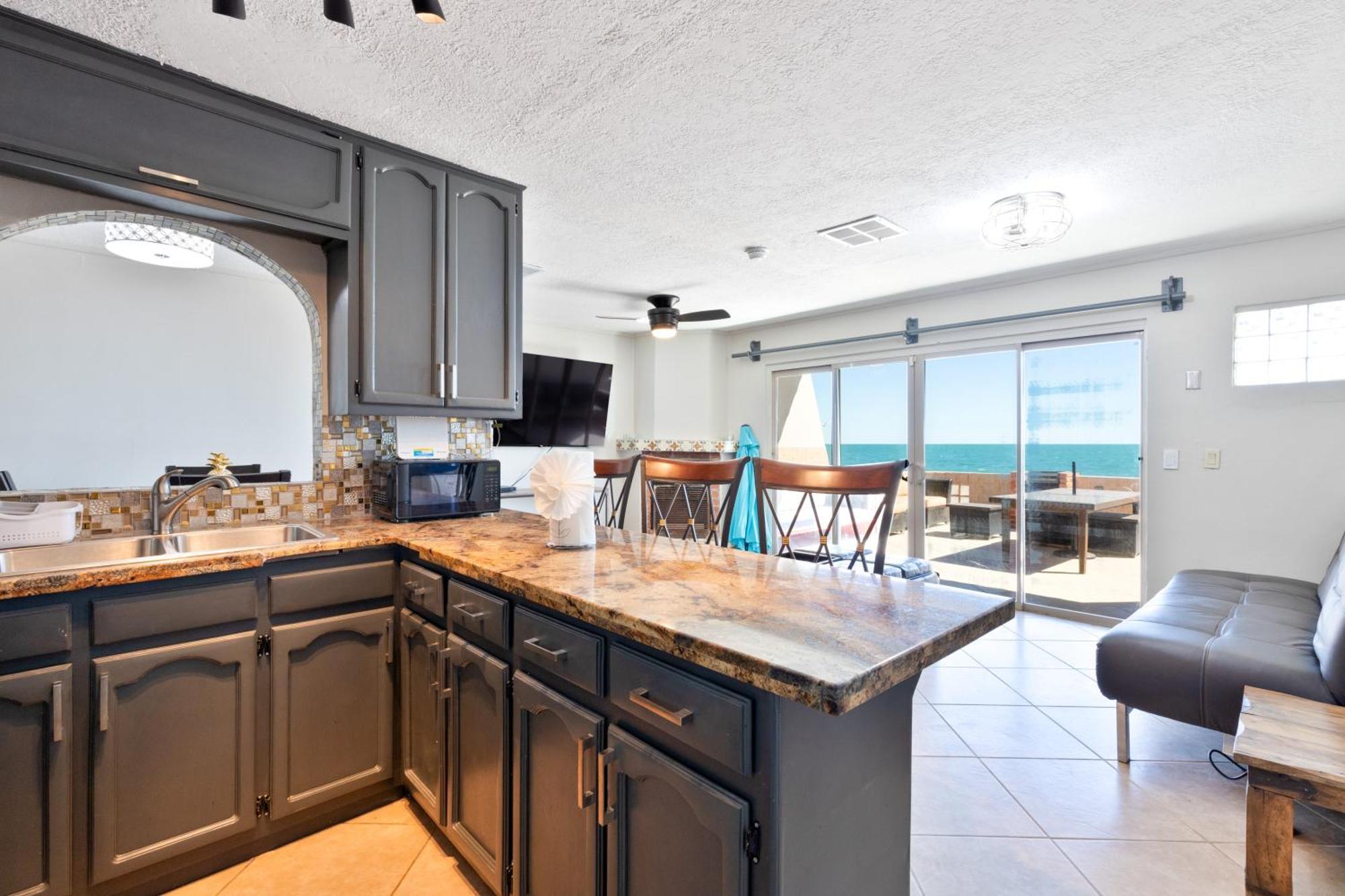 Las Brisas #8 Beachfront - On The Sand And Steps From Mannys For Tacos & Tequila Puerto Peñasco Eksteriør billede